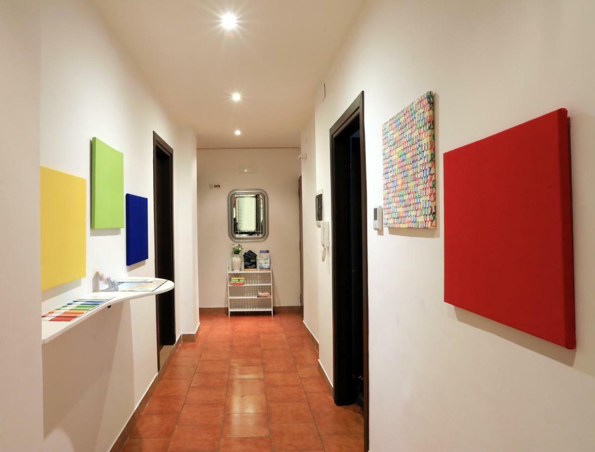 Primo Piano Guesthouse - Bari Policlinico Eksteriør bilde