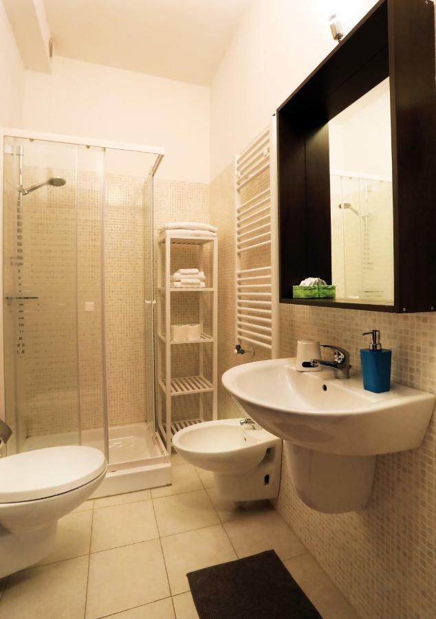 Primo Piano Guesthouse - Bari Policlinico Eksteriør bilde