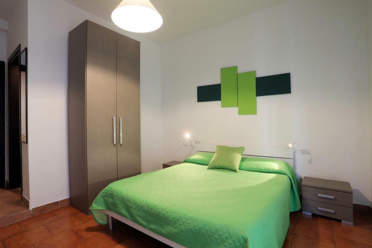 Primo Piano Guesthouse - Bari Policlinico Eksteriør bilde